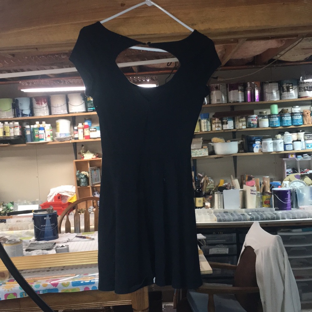 Dress - Picture 2 of 2